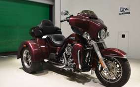 HARLEY FLHTCUTG TRIKE 2016