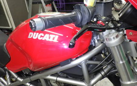 DUCATI MONSTER 400 IE 2004
