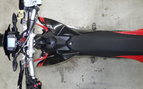 APRILIA SXV550 2006