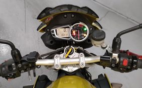 TRIUMPH SPEED TRIPLE 2012 TPN115