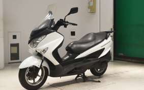 SUZUKI SKYWAVE 200 (Burgman 200)