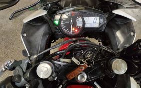 YAMAHA YZF-R25 RG10J