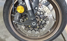 HONDA CB650R E-Clutch 2025 RH17