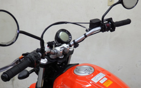 DUCATI SCRAMBLER SIXTY2 2018 KA00