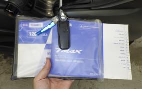 YAMAHA T-MAX 560 T 2021 SJ19J