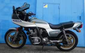 HONDA CB900 BOLDOR 2022 SC01