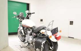 HARLEY XL883LI 2011