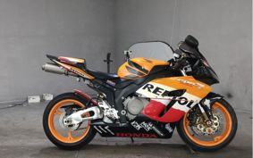 HONDA CBR1000RR 2005 SC57