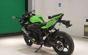 KAWASAKI ZX-25R 1999 ZX250E