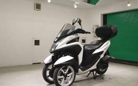 YAMAHA TRICITY 125 2005 SE82J