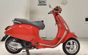 VESPA PRIMAVERA 125