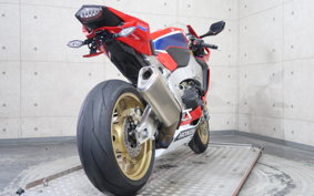 HONDA CBR1000RR 2018 SC77