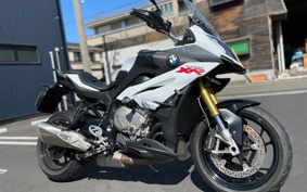 BMW S1000XR 2017 0D03