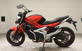 SUZUKI ｸﾞﾗﾃﾞｨｳｽ400 2010 VK58A