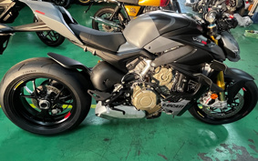 DUCATI STREET FIGHTER V4S 2024 4F00
