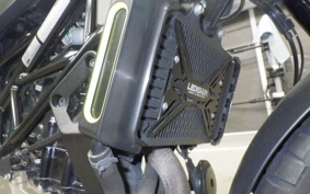 HUSQVARNA SVARTPILEN 401 2023