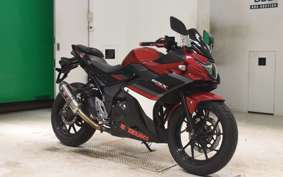 SUZUKI GSX250R 2004