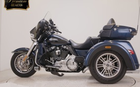 HARLEY FLHTCUTG TRIKE 2014