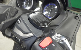 YAMAHA T-MAX 560 T 2020 SJ19J