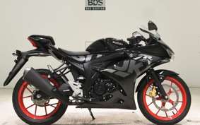 SUZUKI GSX-R125 DL33B