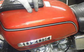 SUZUKI GT750 GT750