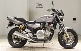 YAMAHA XJR1300 1998 RP01J