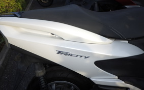 YAMAHA TRICITY 125 SE82J