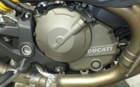 DUCATI MONSTER 821 2015
