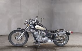 YAMAHA VIRAGO250S 3DM