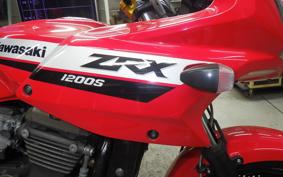KAWASAKI ZRX1200 S 2004 ZRT20A