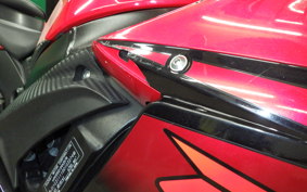 SUZUKI GSX-R600 2013