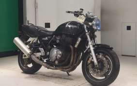 SUZUKI INAZUMA 1200 (GSX1200) 1999 GV76A