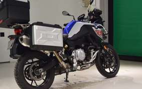 BMW F750GS