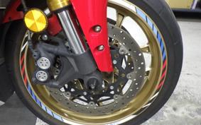 YAMAHA YZF-R1 2024