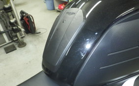 TRIUMPH TRIDENT 660 2025