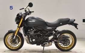 KAWASAKI Z900RS SE 2025 ZR900K