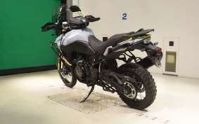 SUZUKI Vストローム800DE EM1BA