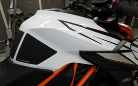 KTM 1290 SUPER DUKE R 2019