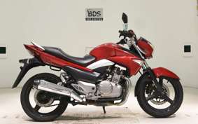 SUZUKI GSR250 2020