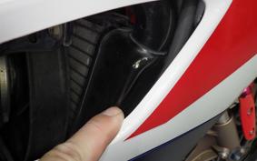 HONDA CBR1000RR 2004