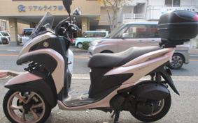 YAMAHA TRICITY 125 SE82J
