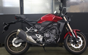 HONDA CB250R MC52