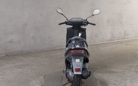 SUZUKI ADDRESS V100 CE11A