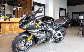 TRIUMPH DAYTONA MOTO 2 765 2020 HDA214