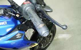 SUZUKI GSX-S125 DL32B