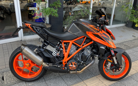 KTM 1290 SUPER DUKE R 2019 V3940