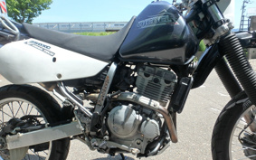 SUZUKI DJEBEL250XC SJ45A