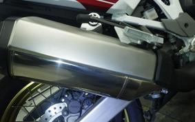 HONDA CRF1100L AFRICA TWIN DCT 2023 SD10