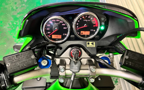 KAWASAKI ZRX1200 DAEG 2011 ZRT20D