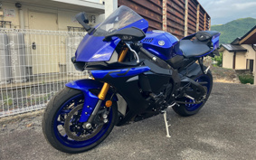 YAMAHA YZF-R1 2020 RN49